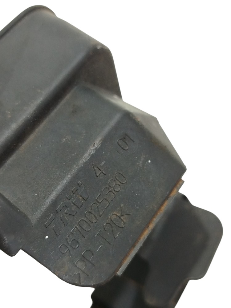 Defletor Conector Bomba Elétrica C4 Picasso Glx 2.0 16v 2012 2