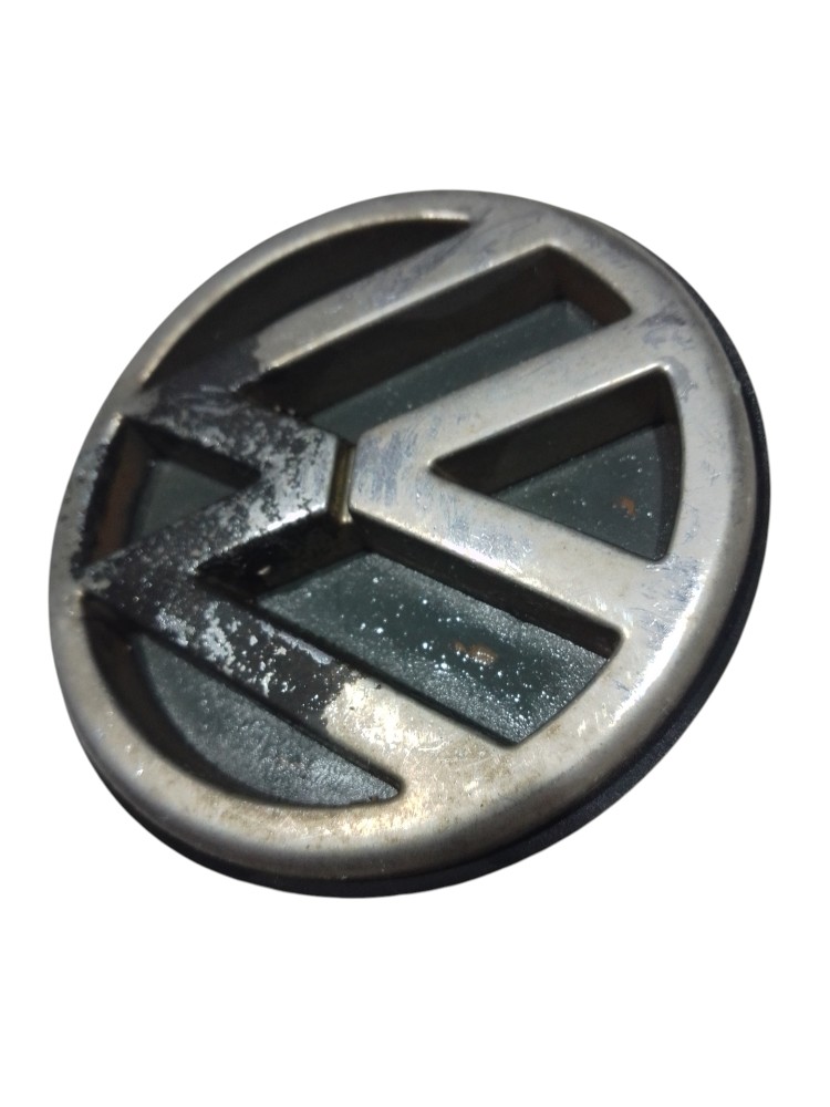 Emblema Tampa Traseira Portamala Vw Golf 1996 A 2000  Cinza 1