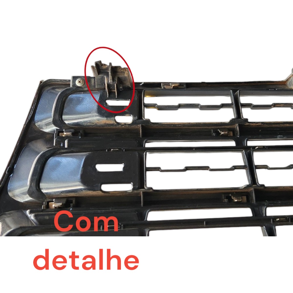Grade Frontal Mitsubishi Pajero Full 2012 Detalho