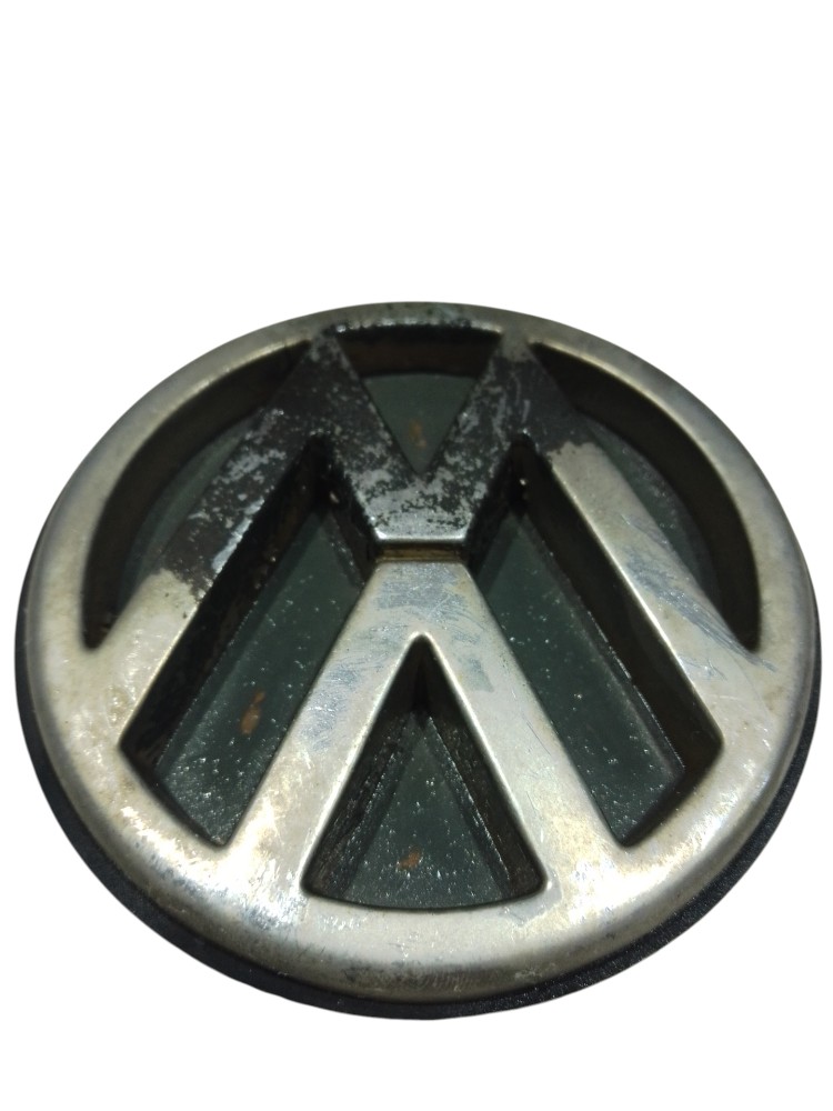 Emblema Tampa Traseira Portamala Vw Golf 1996 A 2000  Cinza 4