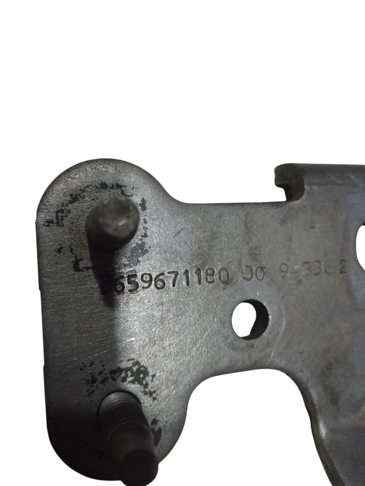 Suporte Lateral Cabeçote Volkswagen Golf Mk3 1995 A 2000  Prata 3