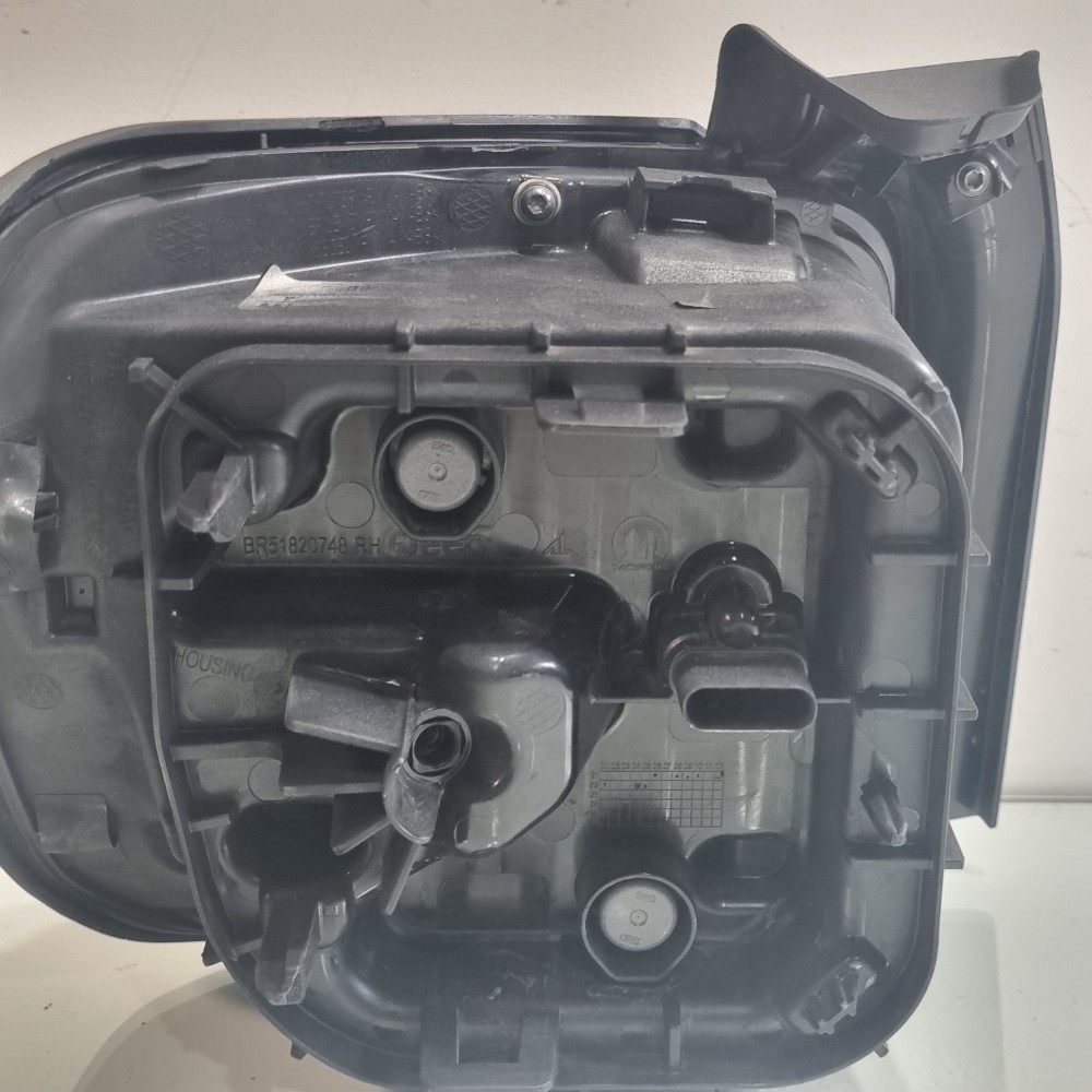 Lanterna Do Lado Direito Jeep Renegade Modelos 2022/2025 Direito/passageiro 6