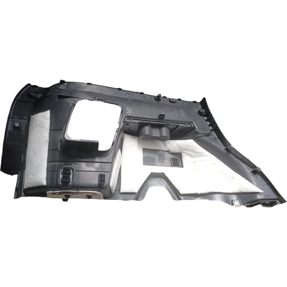 Acabamento Lateral Dir Porta Malas Mitsubishi Outlander 2015 5