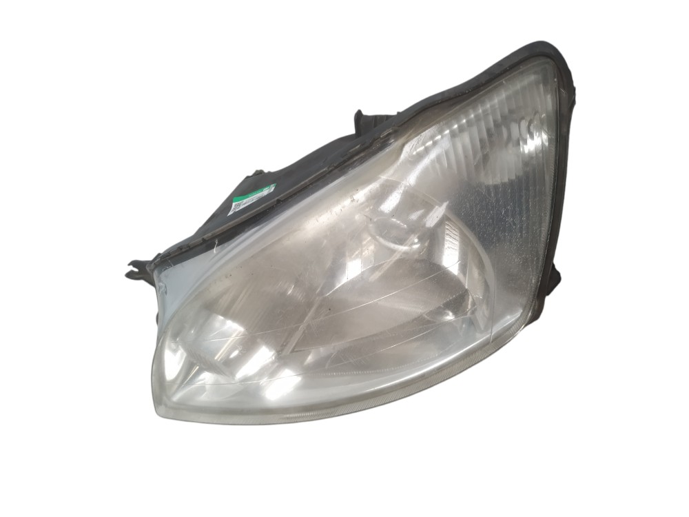 Farol direito GM Classic 2012 com detalhe 4