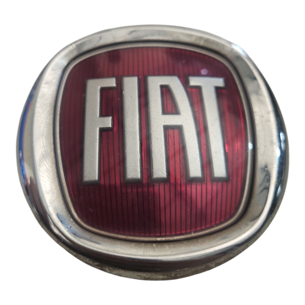 Emblema Grade Dianteiro Fiat Palio Strada Uno Cromado  Vermelho/cromado 2