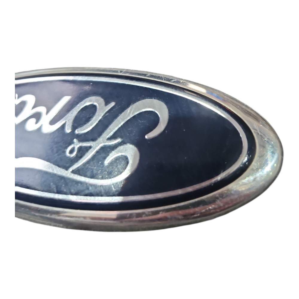 Emblema C Base Ford Ka Fiesta Tampa Traseira E Grade 2008/20 2