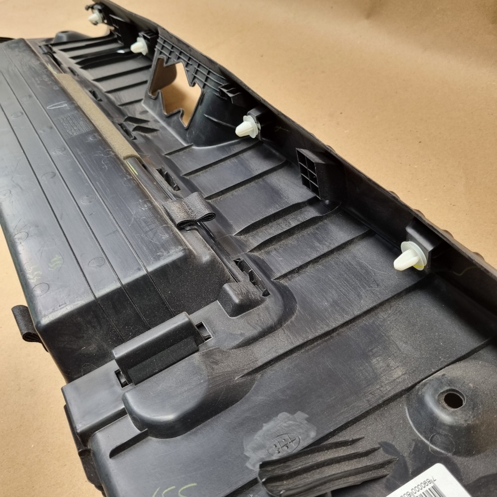 Soleira Do Porta Malas Hyundai Hb20 Sedan Modelos 2013/2015 Preto 3