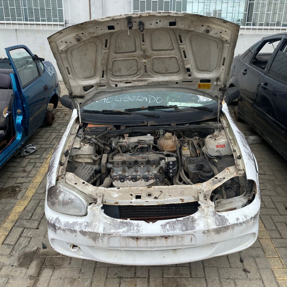 Sucata GM Chevrolet Corsa Sedan 1.6 8v 92CV 2004 3