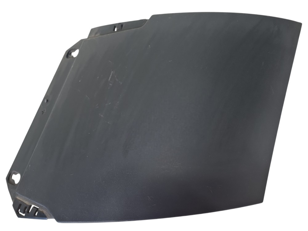 Acabamento Lateral Esquerdo Grade Frontal Volvo New Fh Fh540