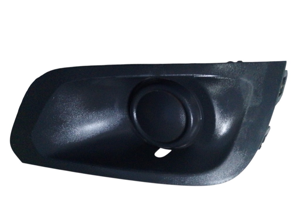 Moldura Grade Milha Farol Direito Gm Onix Prisma 2017 A 2020 2