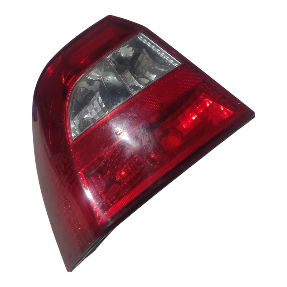 Lanterna Traseira Lado Esquerdo Vectra 1996 A 2006  Esquerdo/motorista Vermelho 4