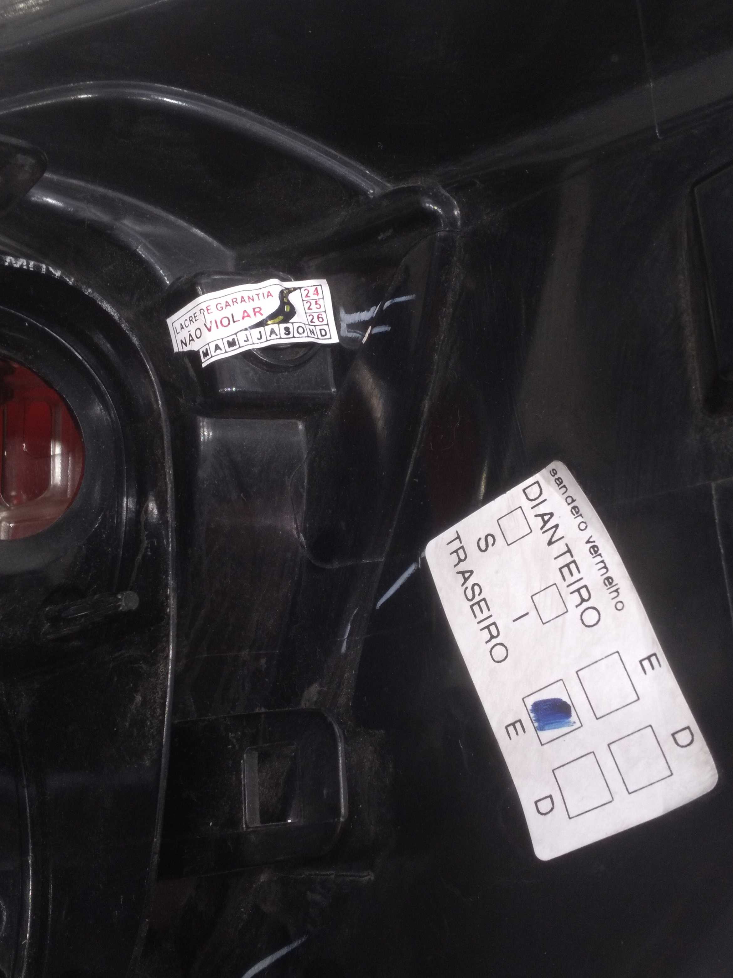 Lanterna Tras Esquerda Renault Sandero 2016 7