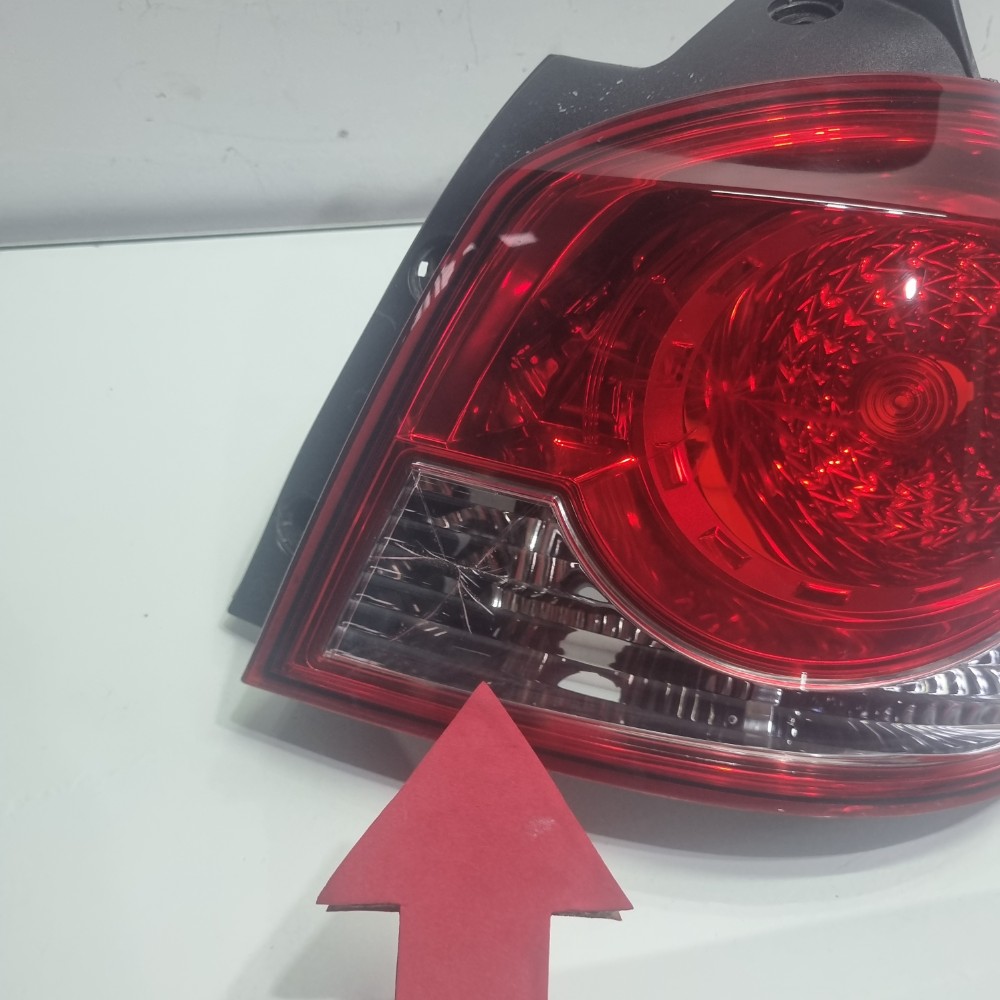 Lanterna Do Lado Direito Chevrolet Cruze Hatch 2012/2015 Direito/passageiro 4