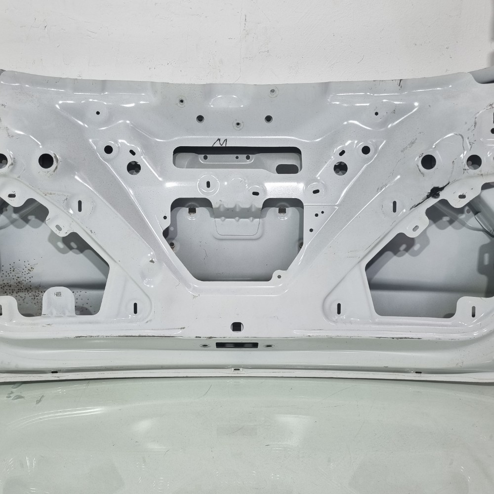 Tampa Traseira Chevrolet Spin 2023 2024 2025 Branco 7