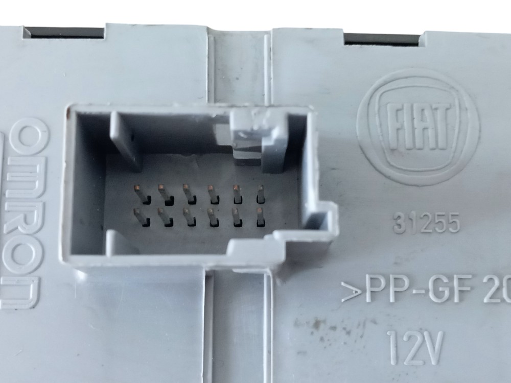 Botão Farol Milha Desembaçador Fiat Palio Atractive 2013 4