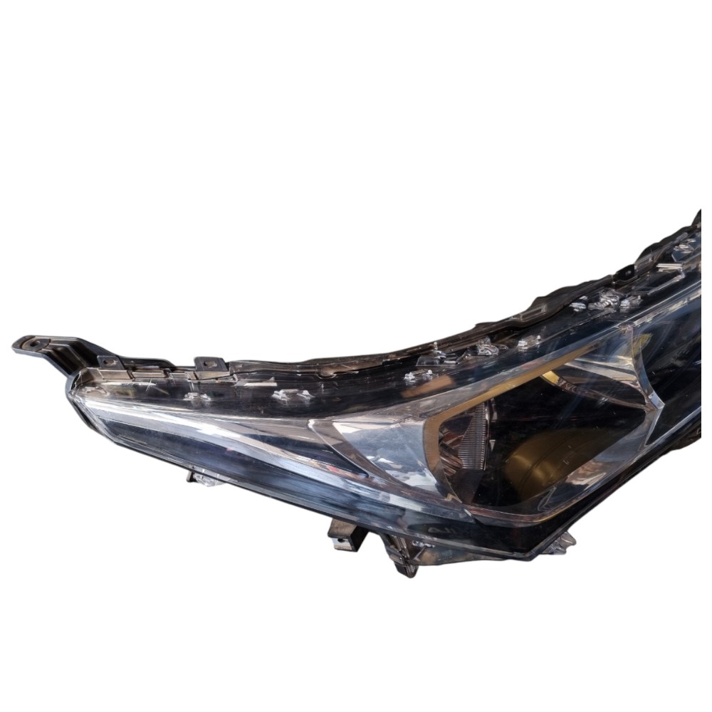 Farol Direito Toyota Corolla F/orelha Recuperado 2018 2019  Direito
