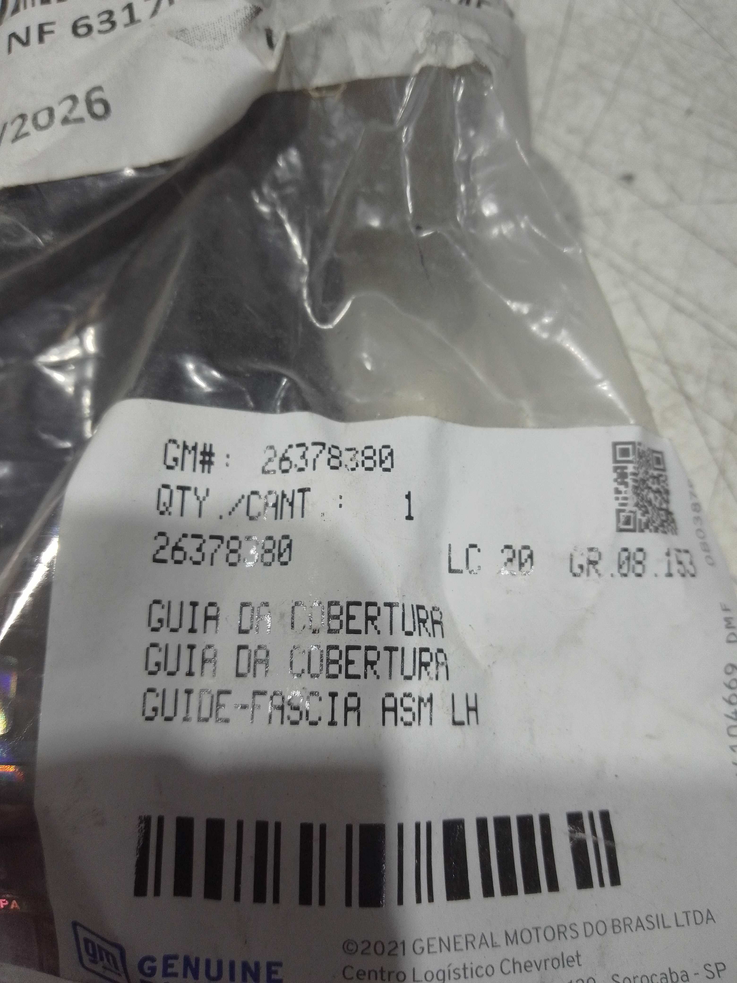 Guia parachoque esquerdo Chevrolet original Onix plus 2020 2
