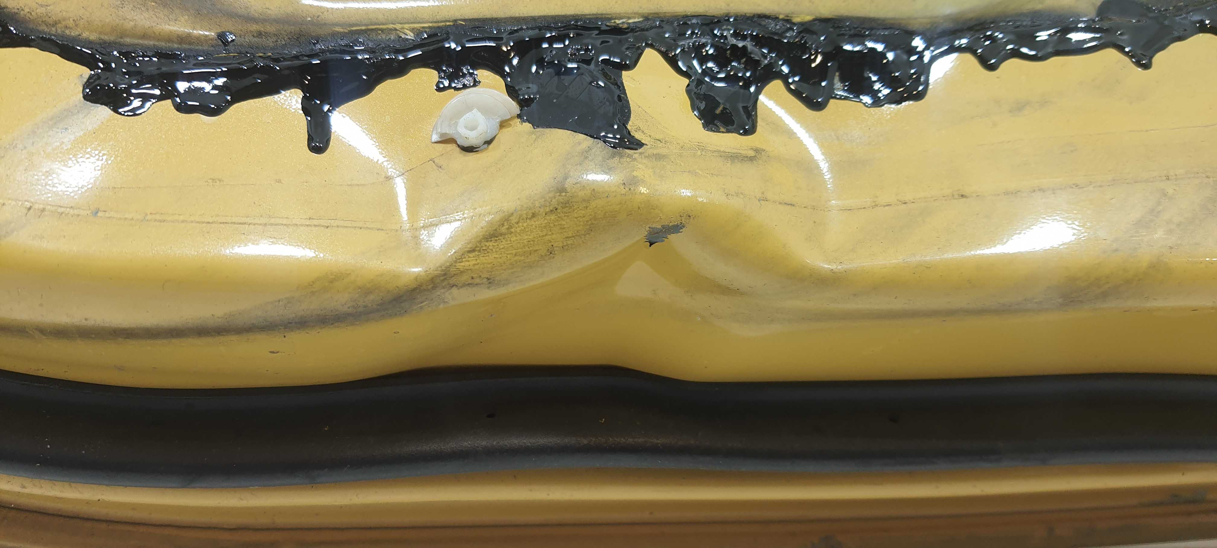 Porta Traseira Direita Kia Picanto Ex 1.0 2012 V2302 Detalhe Traseira Direito Amarelo 7