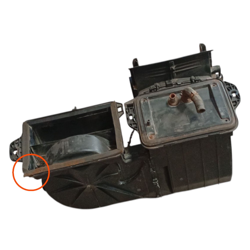 Caixa Ventilação Ar Forçado Ford Ka 99 2000 2003 Detalhe Preto