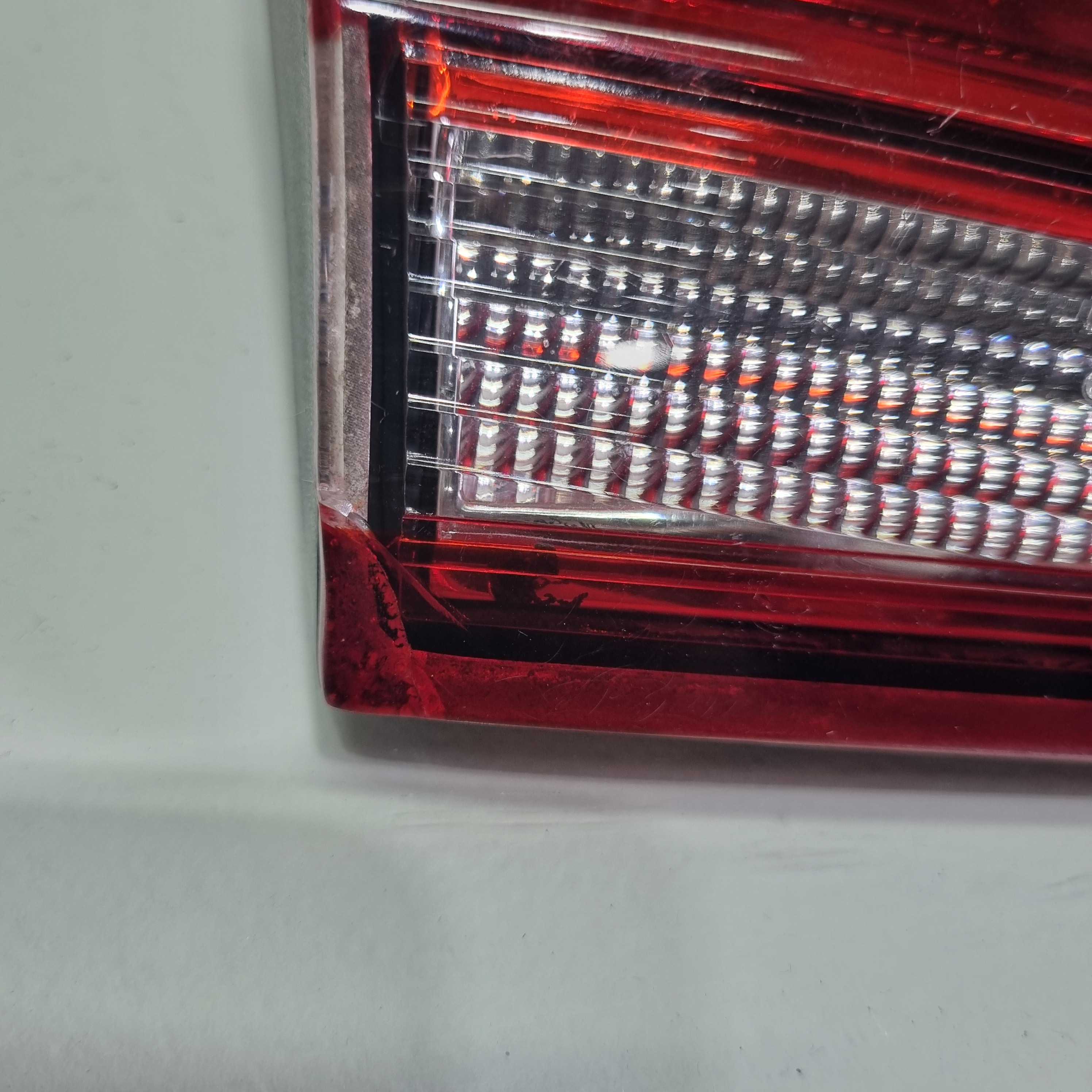 Lanterna Da Tapa Esquerdo Chevrolet Cobalt Modelos 2016/2020 Esquerdo/motorista 9