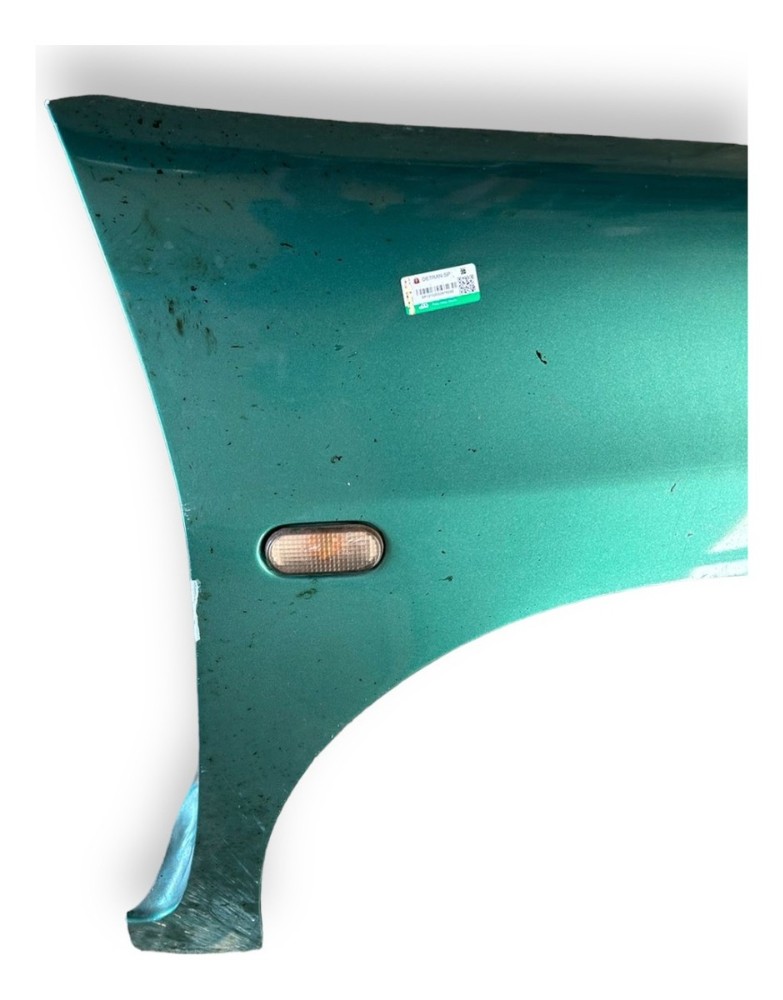 Paralama Direito Vw Polo Classic 1997 1998 1999 C/ Detalhe 2