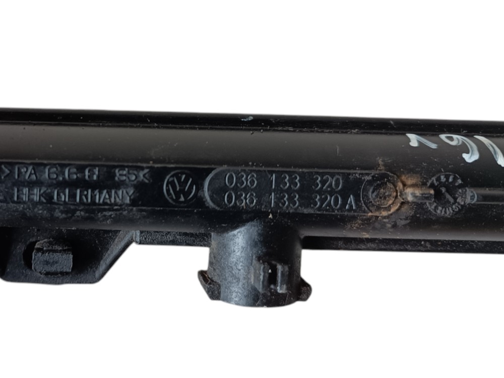 Flauta De Combustível S/bico Vw Polo1.0 036133320a 2002 03 1