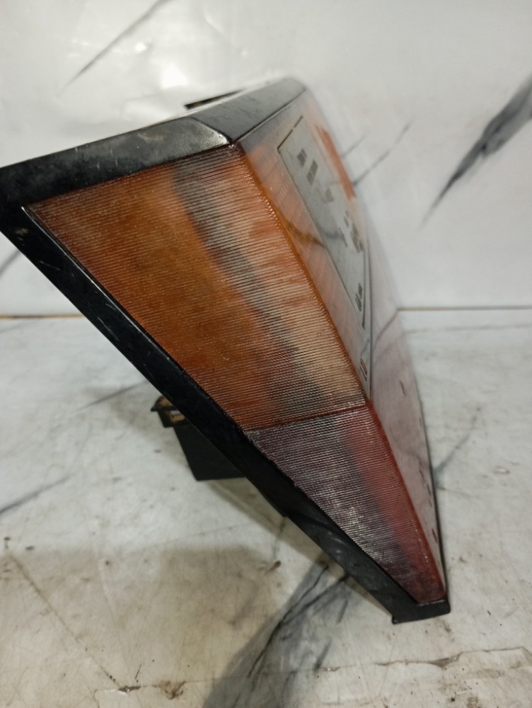 Lanterna Traseira Esquerda Santana 97 Arteb Original