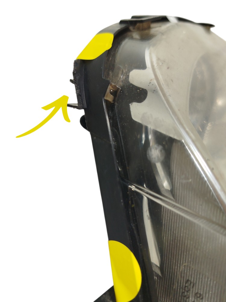 Farol Direito Auxiliar Milha Peugeot 308 408 2012 Orig Det Direito/passageiro 2
