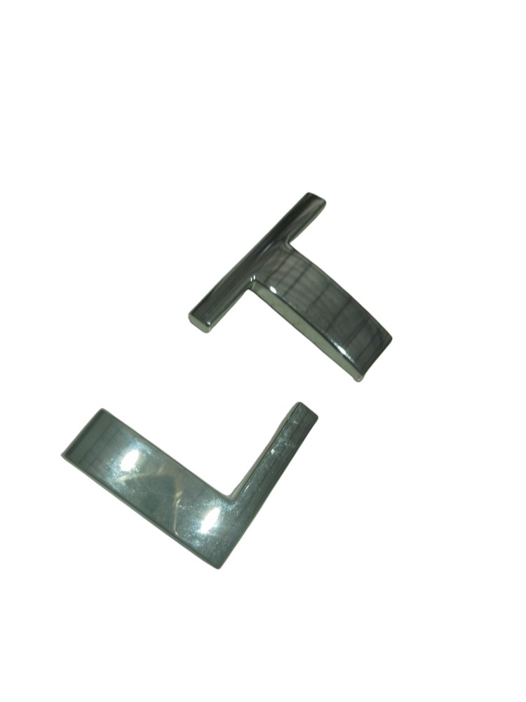 Emblema Lt Chevrolet Onix Prisma Cruze Celta Cobalt Spin Cromado