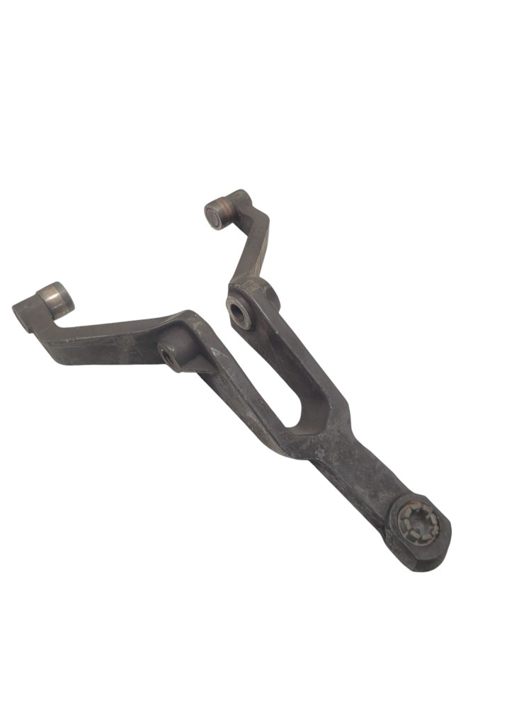 Garfo Embreagem Caixa Vt Volvo At22 4
