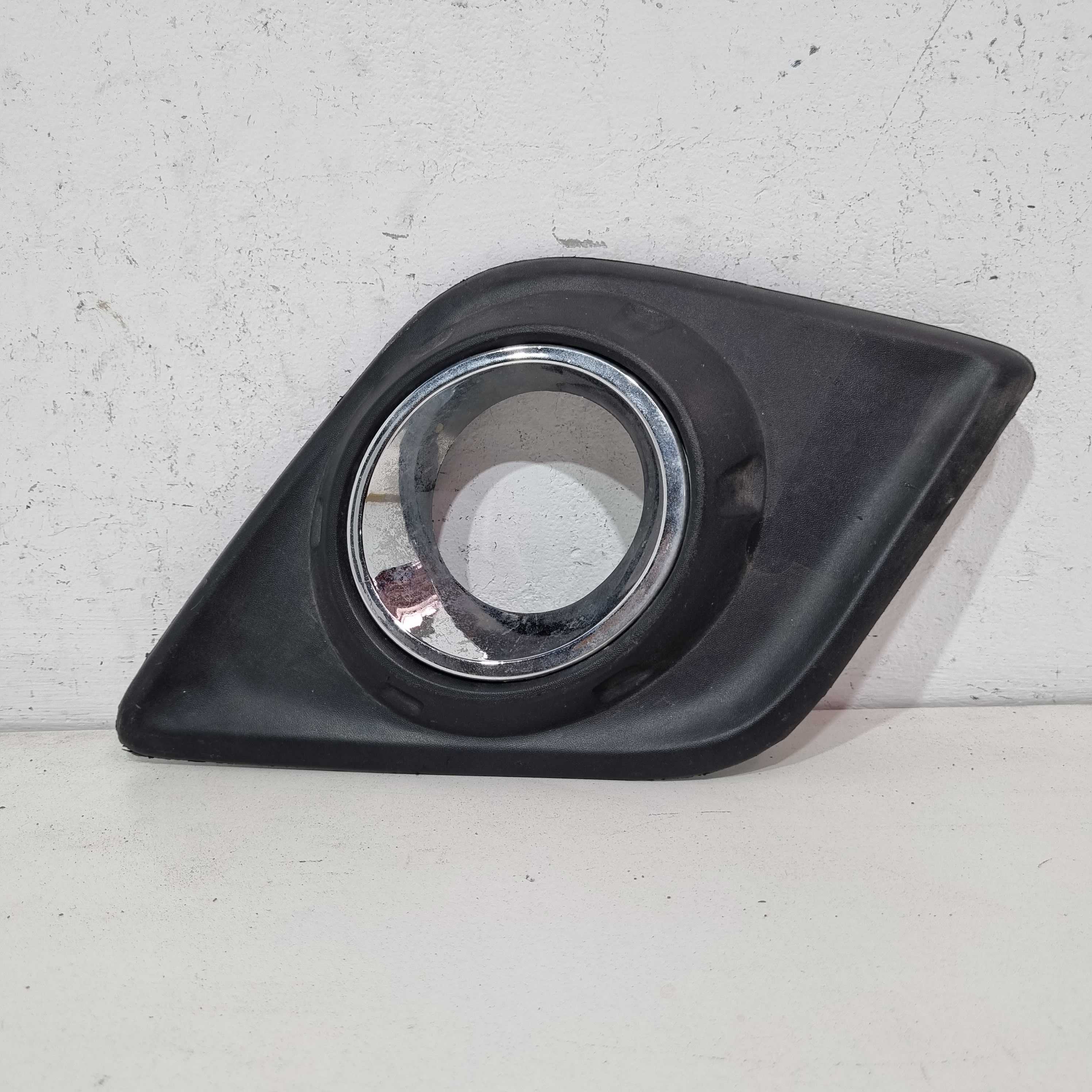 Moldura Farol Milha, Esquerdo Hilux 2016/18 Import C/detalhe Cromado Esquerdo 1