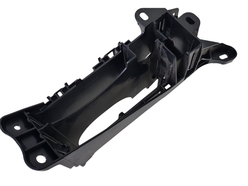 Suporte Módulo Fusíveis Toyota Corolla Cross 2023 8287702080 4