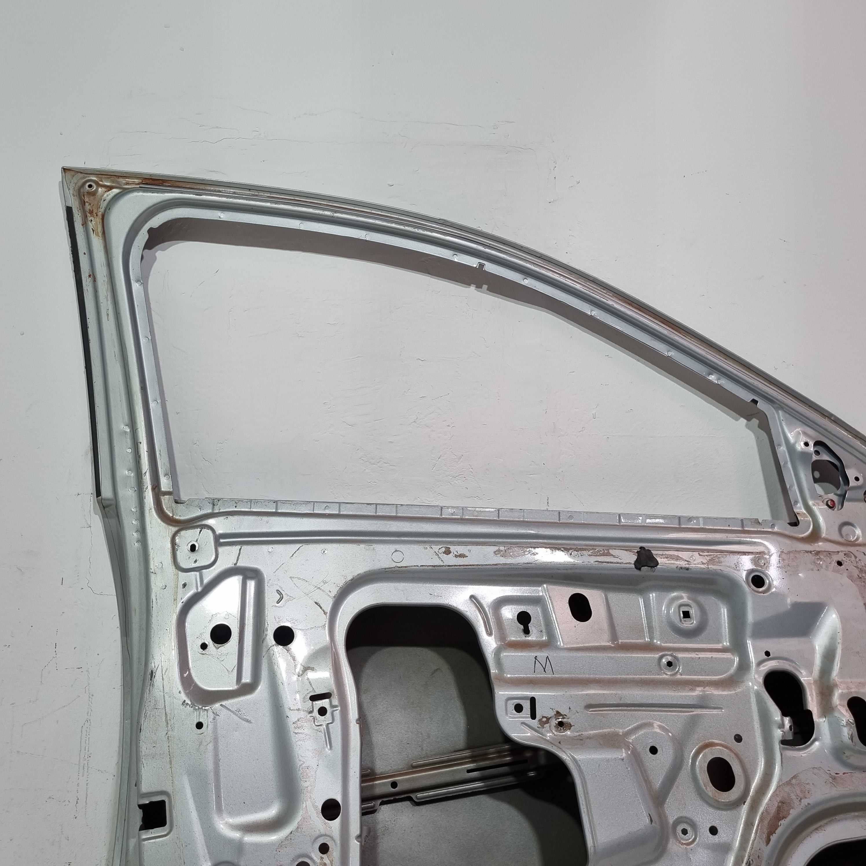 Porta Dianteira Esquerda Chevrolet Cobalt 2012 A 2018 Dianteira Esquerdo Prata 9