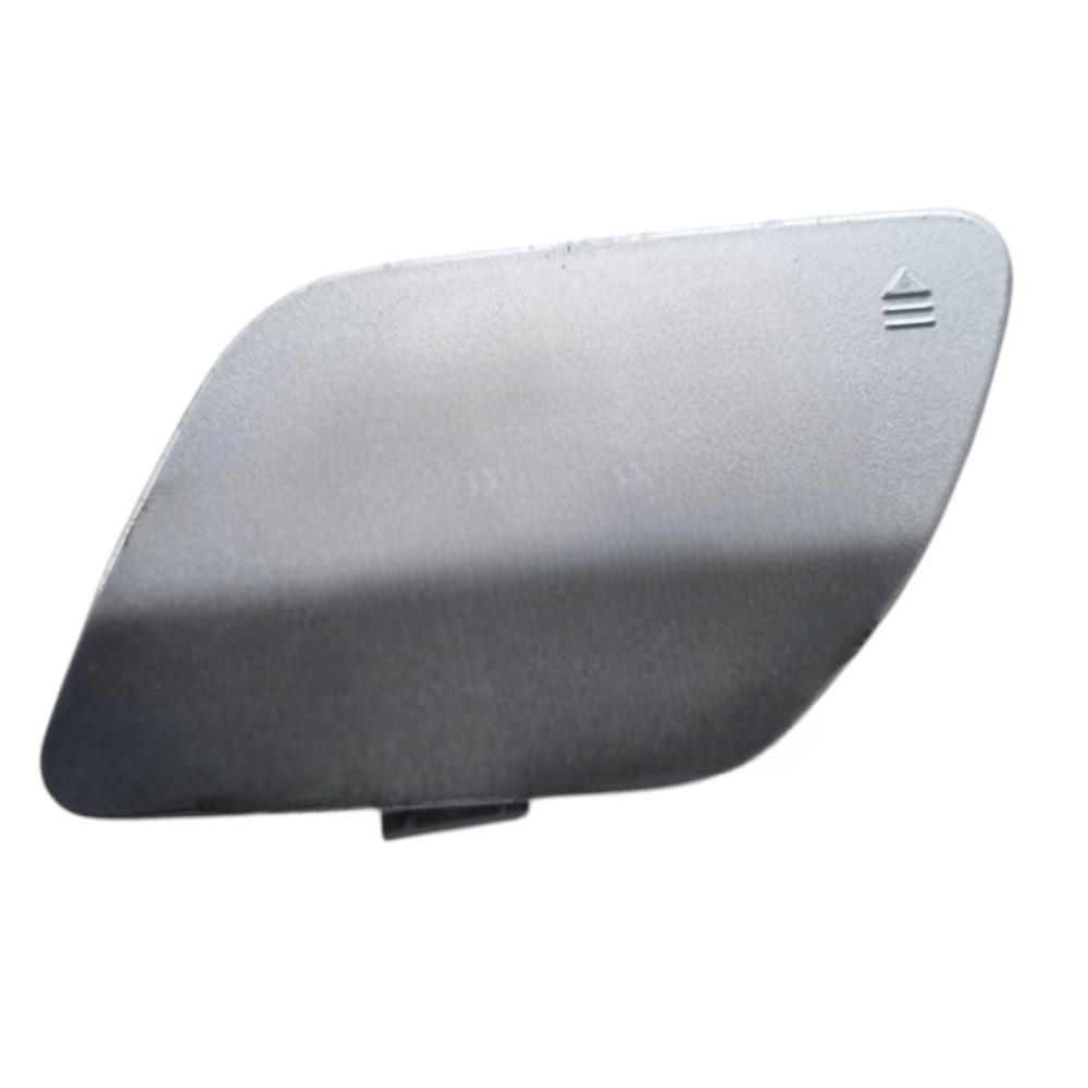 Tampa Do Reboque Trase Da Mercedes C180 C200 2015 C/detalhe