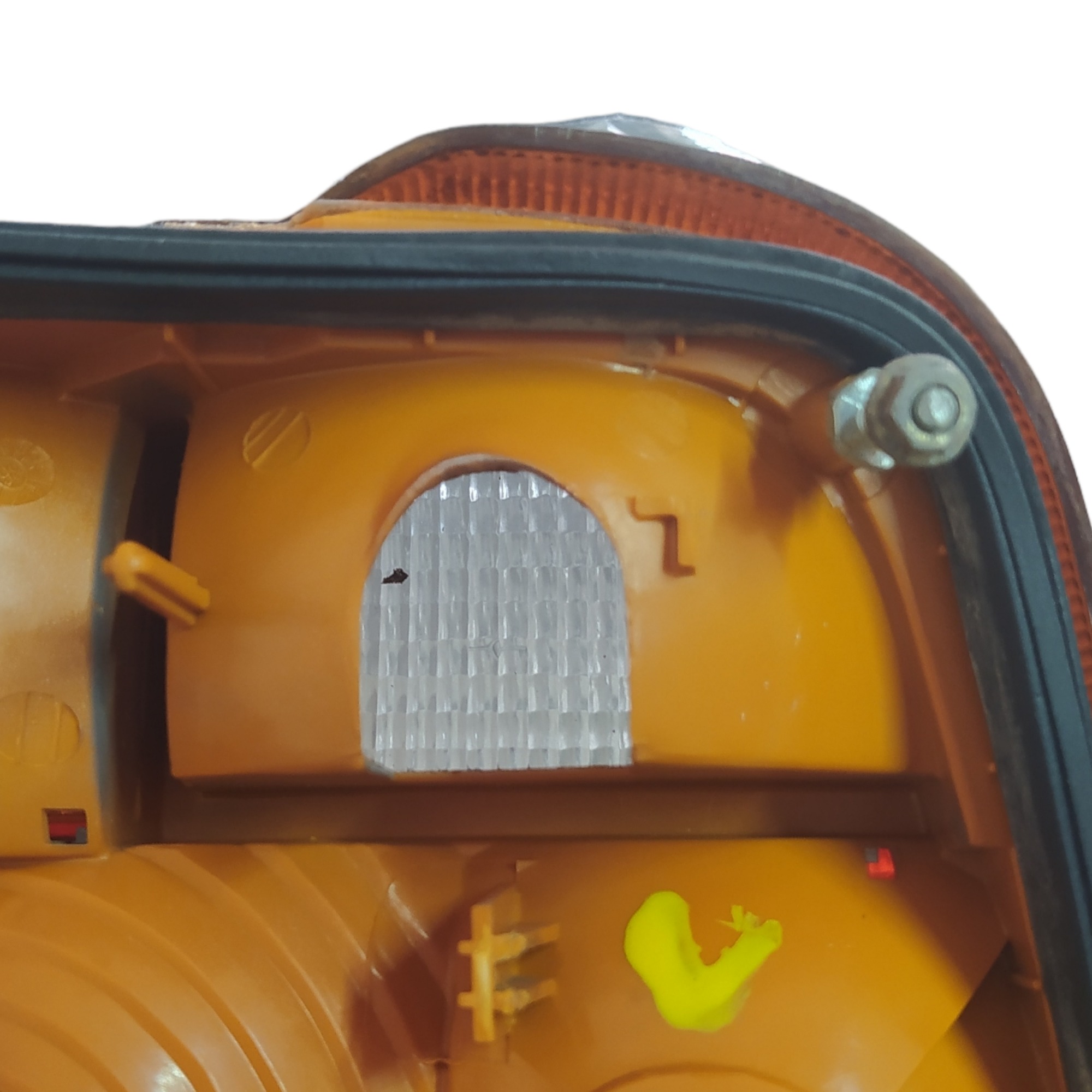 Lanterna Traseira Direita Ford Escort 1994 2400056 V25 Direito