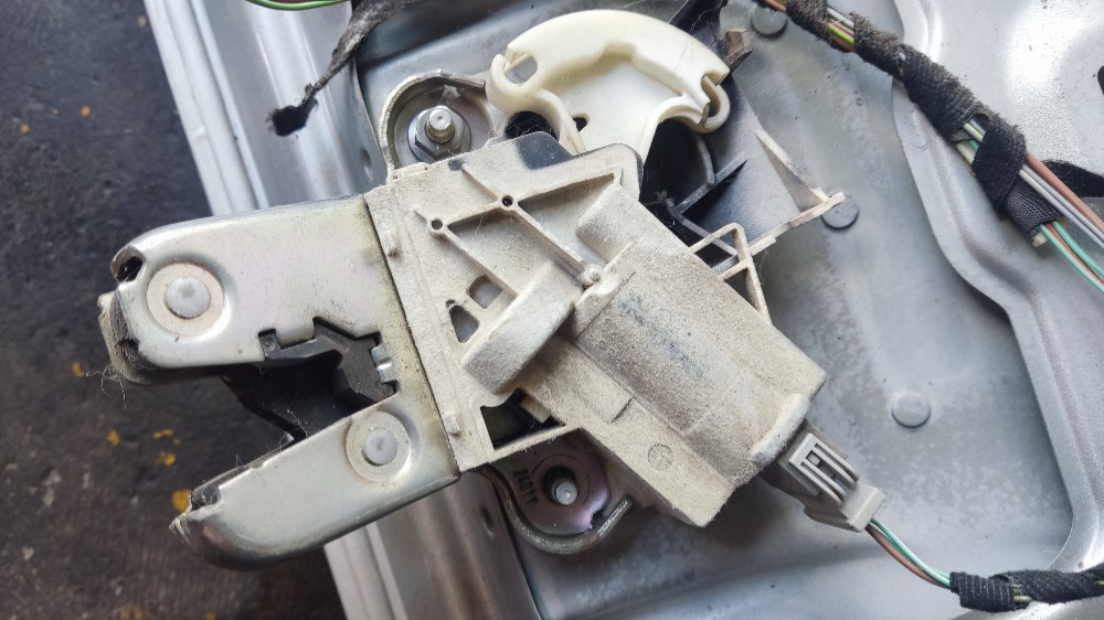 Tampa Traseira Audi A4 2011/2018 Prata 7