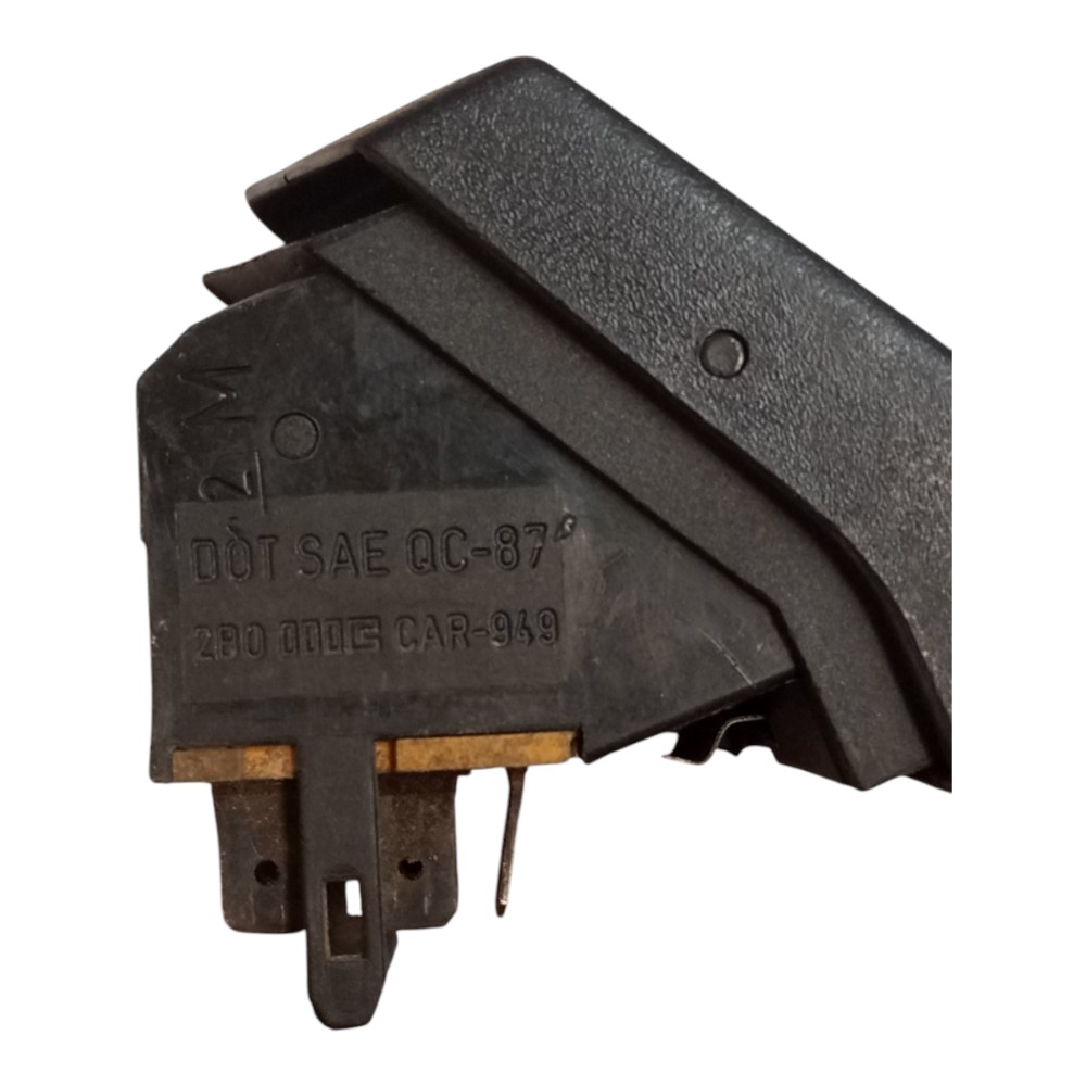 Botão Interruptor Pisca Alerta Vw Gol Saveiro Parati 88 A 94 7