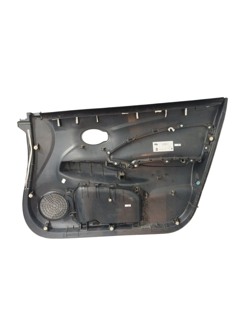 Forro Porta Dianteira Esquerda Nissan Versa 2019 Preto Preto 3