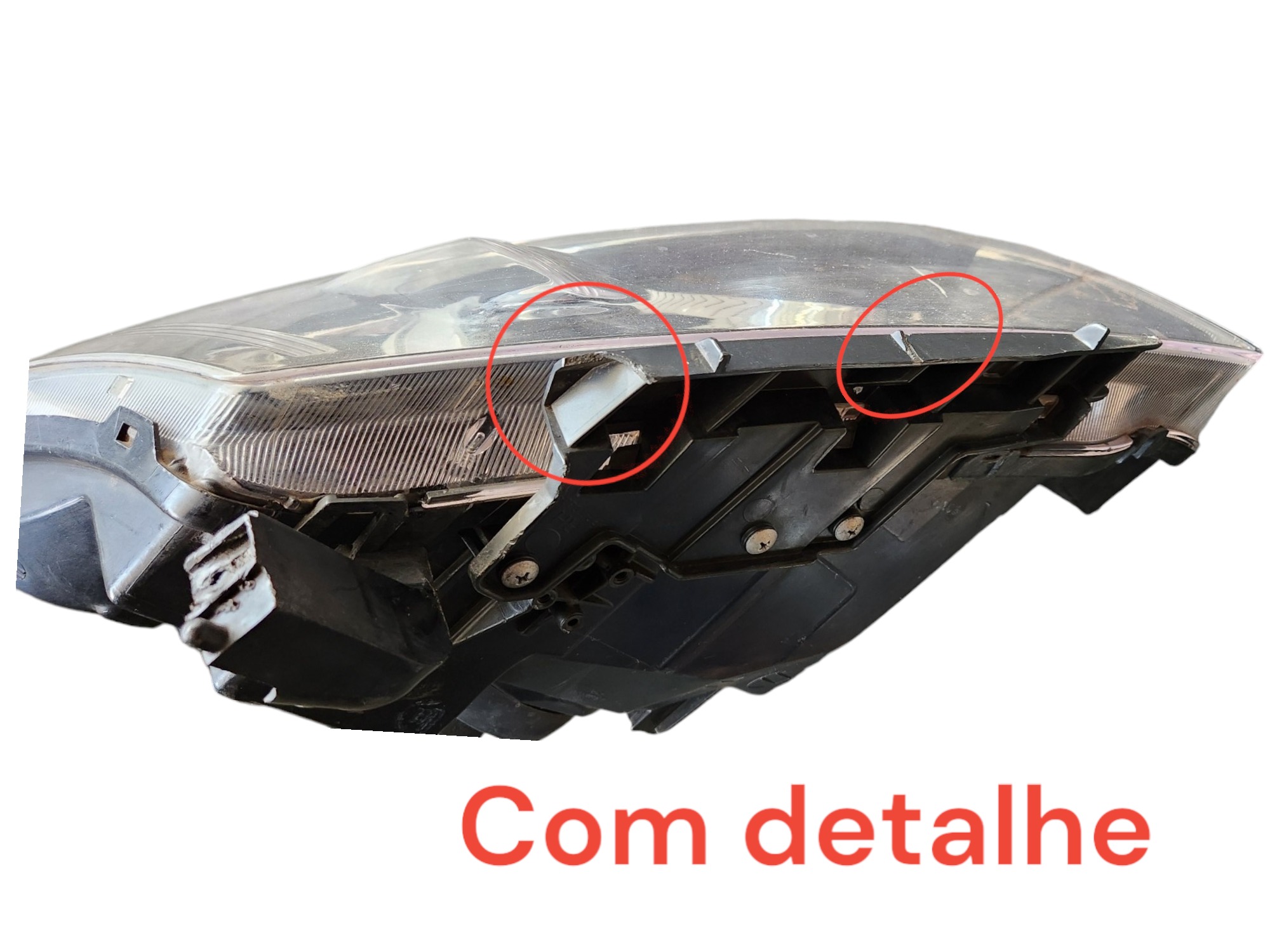 Farol Direito Chevrolet Cruze 2012 2015 Recuperado Direito