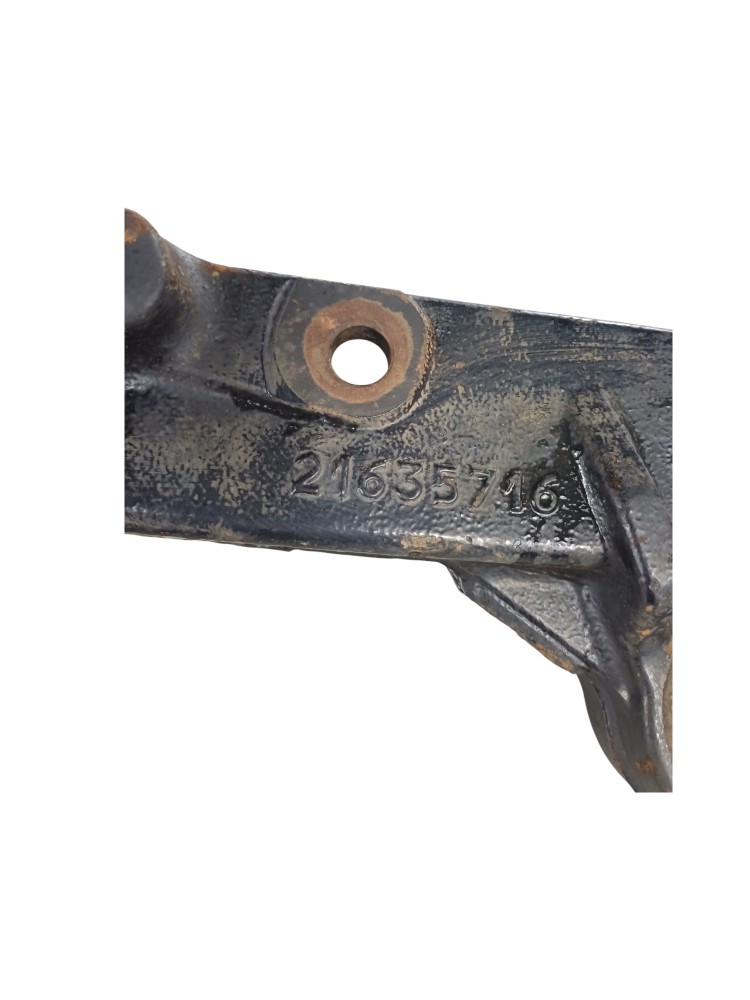 Fixação Suspensão Cabine Volvo Vm 2001 4