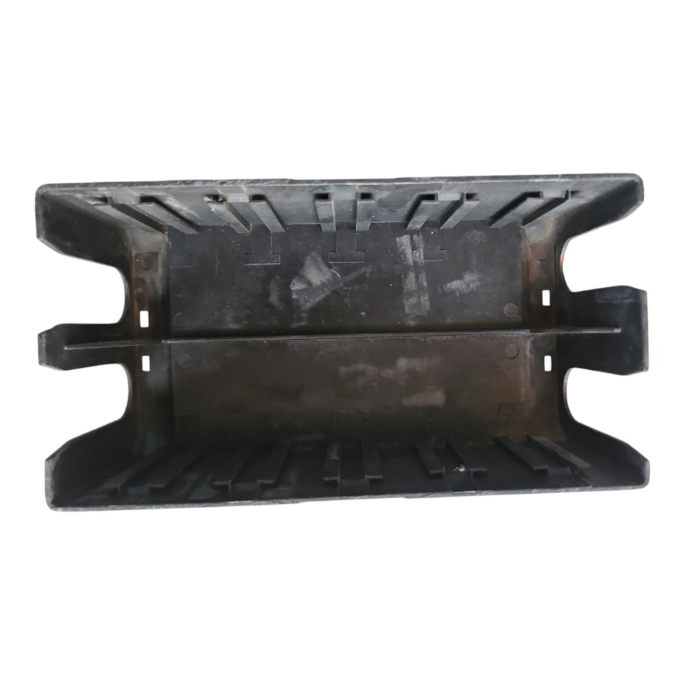 Suporte Caixa De Fusíveis Externa Chevrolet Vectra 96/05 3