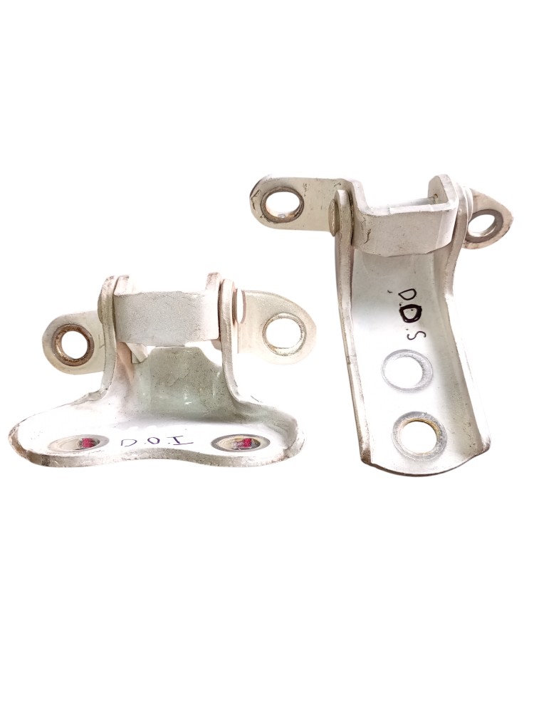 Dobradiça Porta Dianteira Direita Inf. Sup. Etios 2014