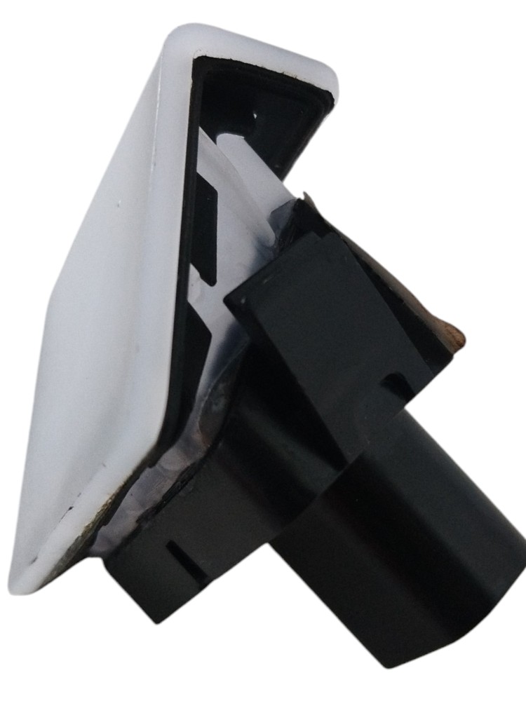 Luz Portinhola Carregador Byd Tan 2022  St4115400 6