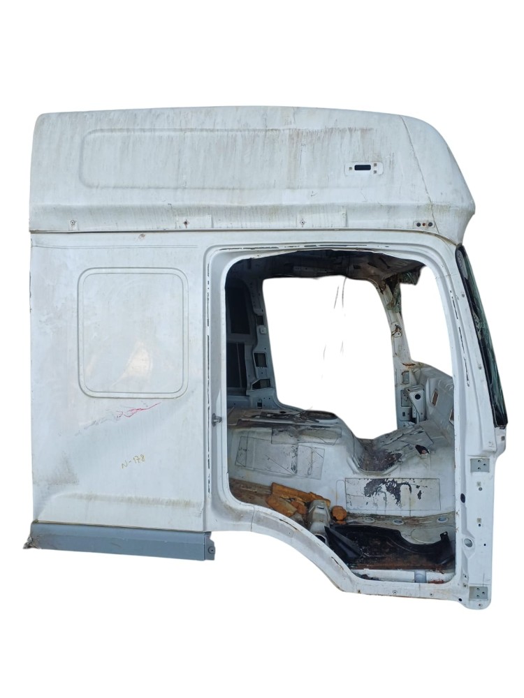 Cabine Mb Atego 2426 2015 2