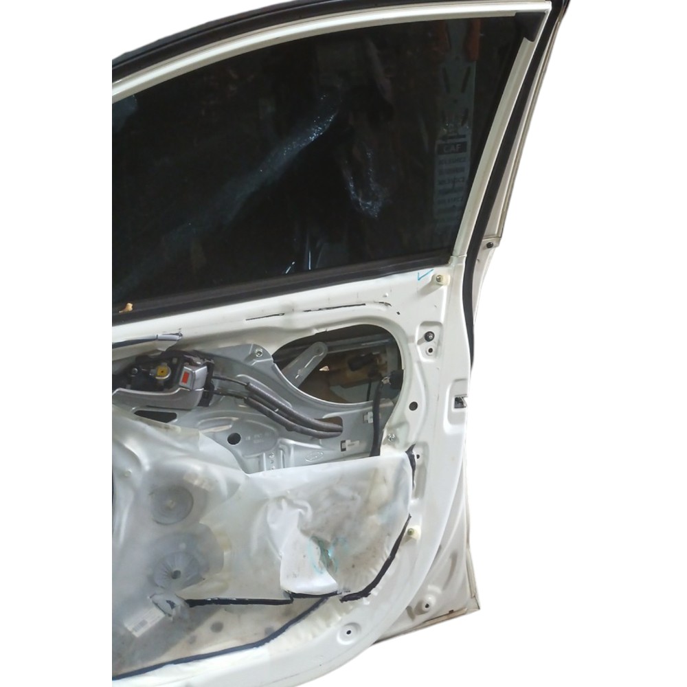 Porta Dianteira Direit C Detalhe Hyundai Ix35 2.0 2015 2016 Dianteira Direita Branco 1