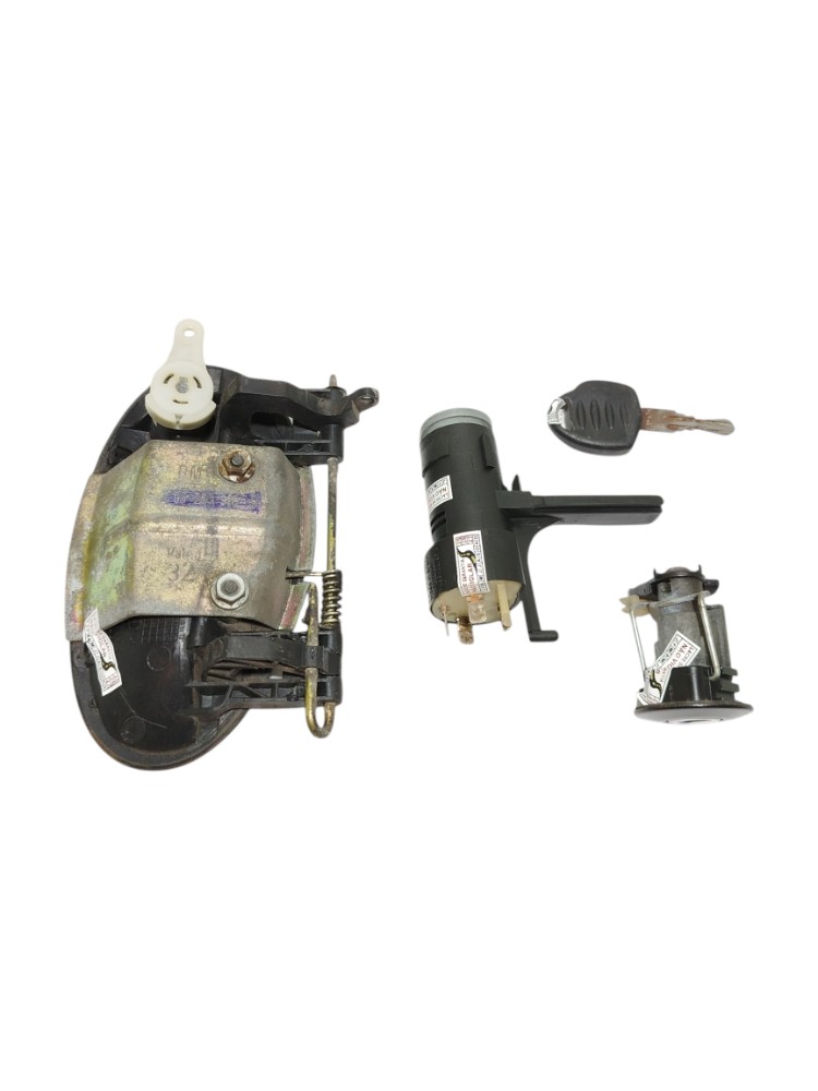 Kit Cilindro Ignição Maçaneta Porta Malas Gm Celta 2007 Preta Dianteira 6