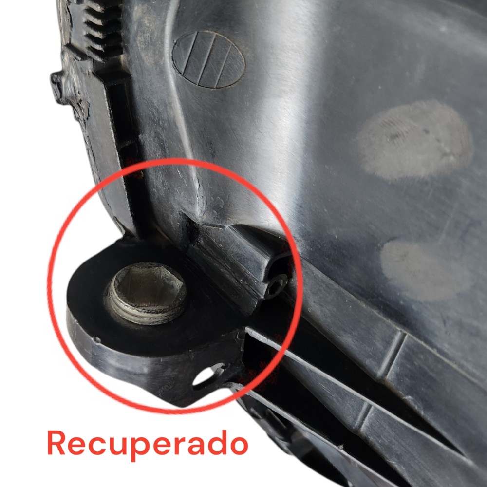 Farol Esquerdo Mercedes C180 C200 2015  2016 2017