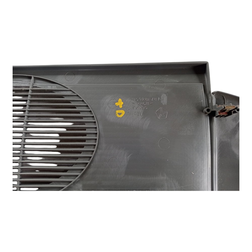 Forro Traseiro Direito Chrysler Grand Caravan 2005 V368 2
