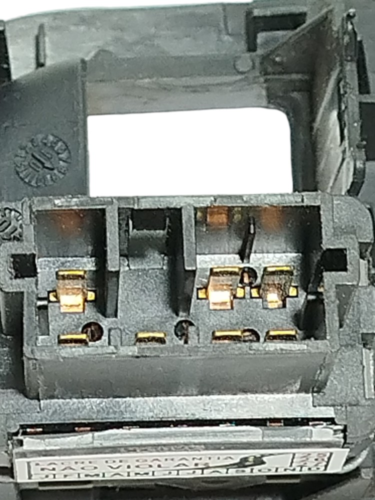 Botão Comando Vidro Elétrico Console Citroen C3 2011 Orig 2