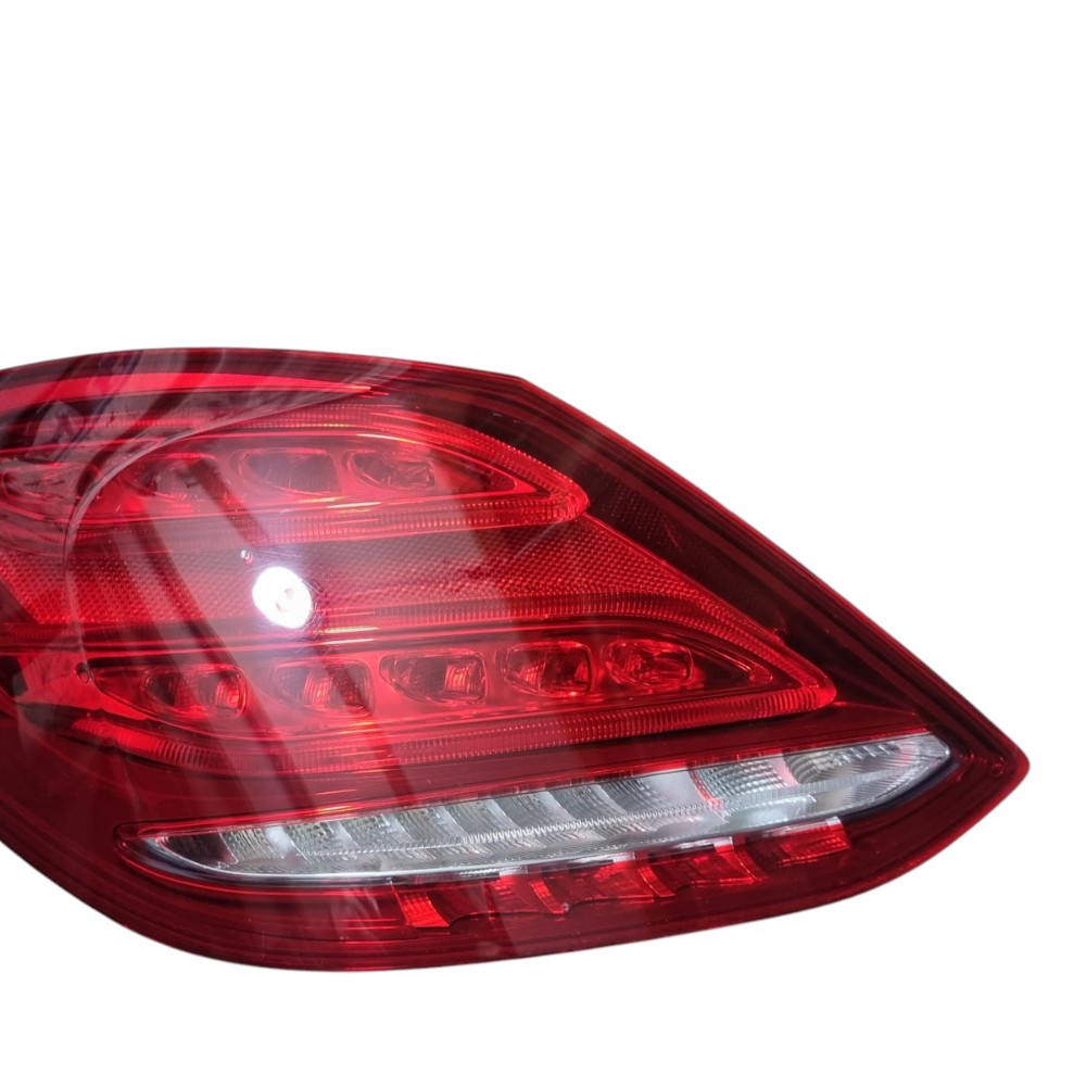 Lanterna Esquerda Mercedes C180 C200 C250 2015 2016 1